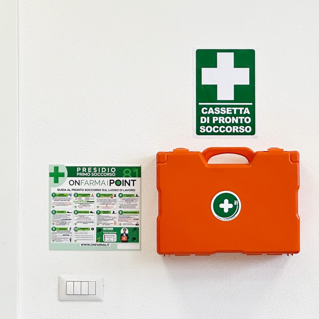 onfarma-farma4-first-aid-medical-cassett-812LxIF-3fL.jpg