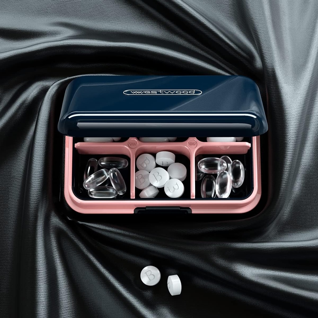 daily-pill-organizer-pill-box-for-purse--5.jpg