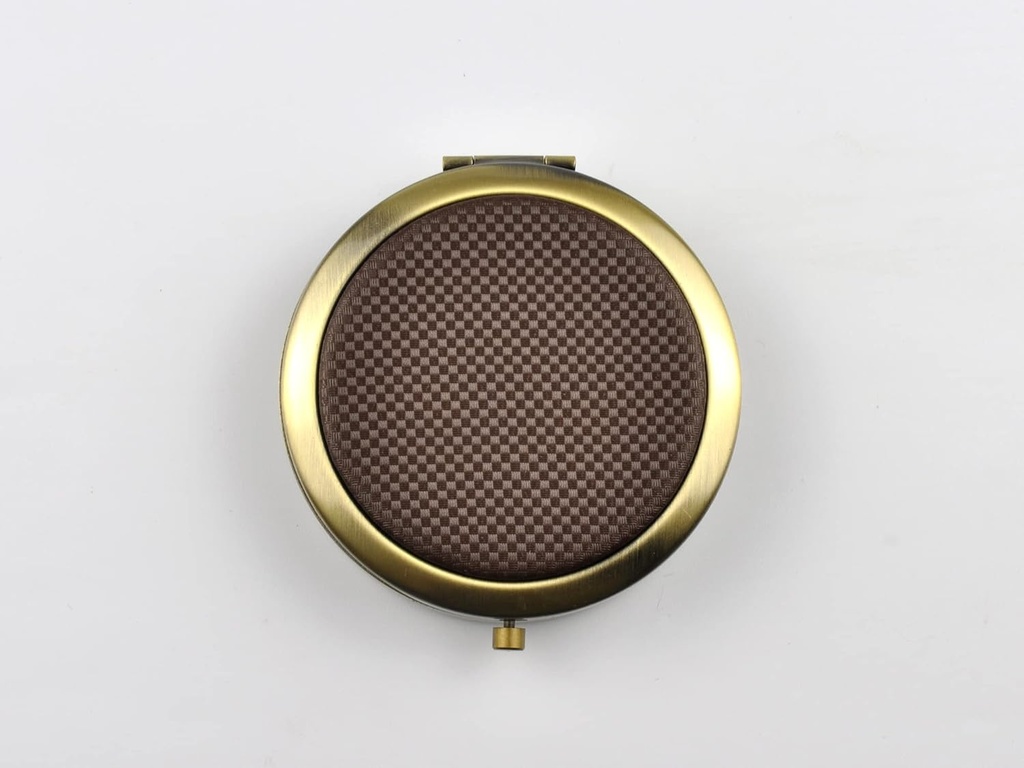 retro-compact-pill-case-with-mirror-for--4.jpg