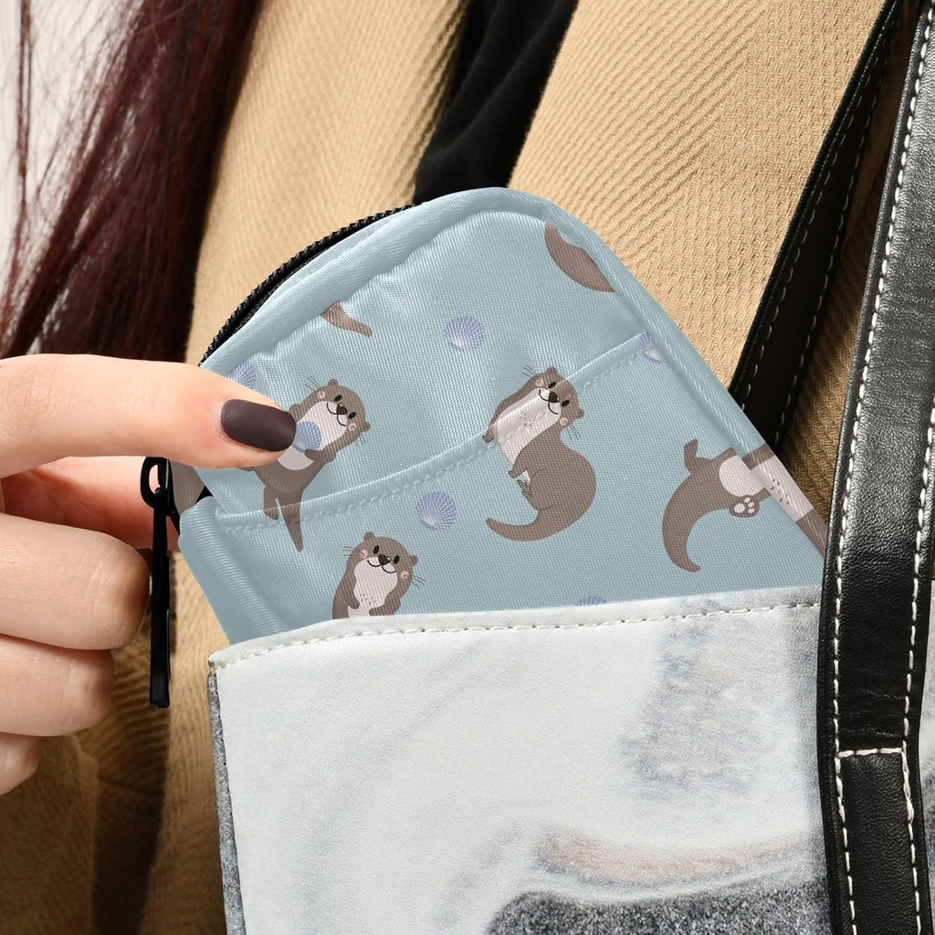 pill-box-sea-otters-7-day-pill-case-trav-5.jpg