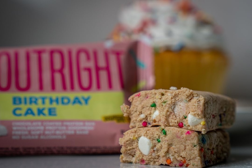 outright-bars---birthday-cake-peanut-but-5.jpg