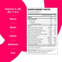 wellthy-daily-multivitamin-gummy-vegan-c-5.jpg