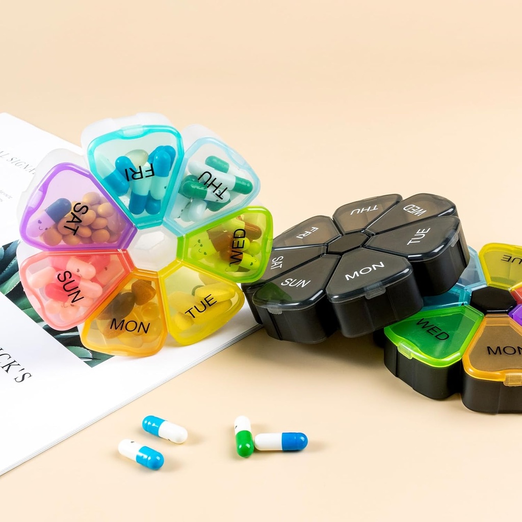 7-day-pill-case-for-medication-vitamins--6.jpg