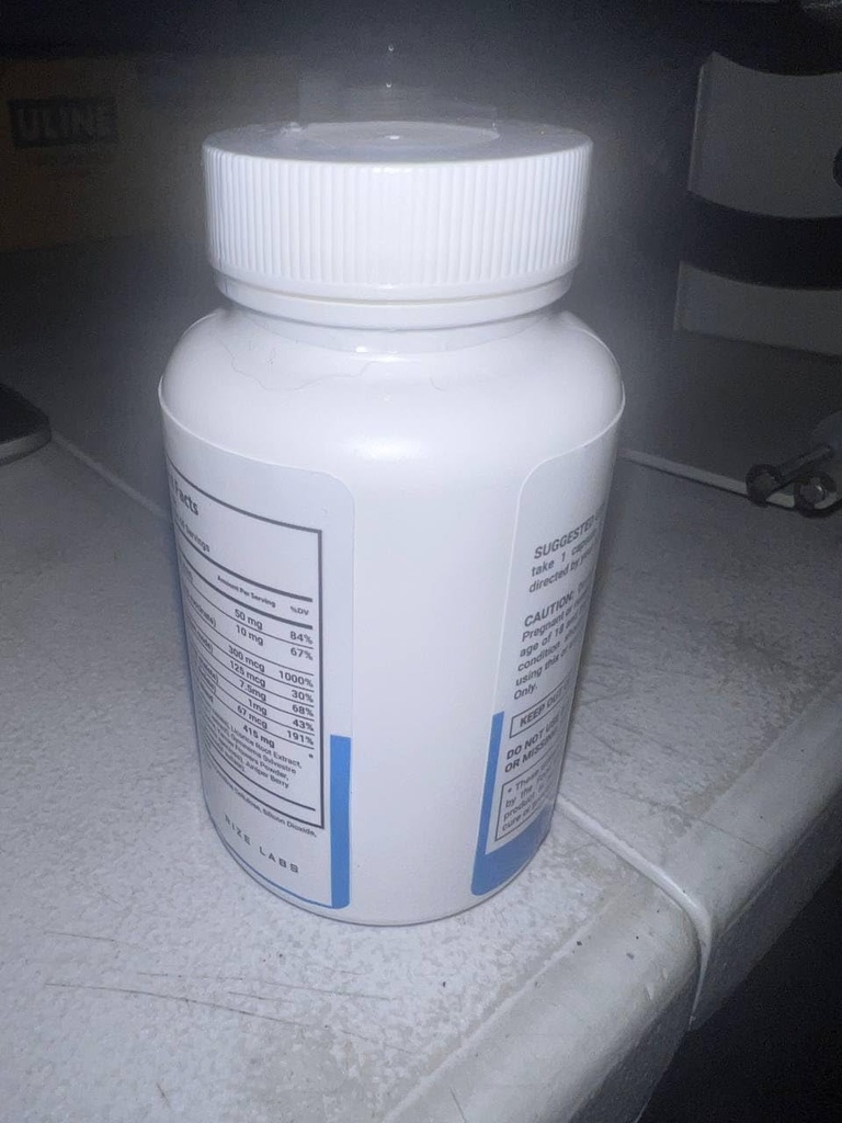 rize-labs-glucotrust-supplement-capsules-2.jpg