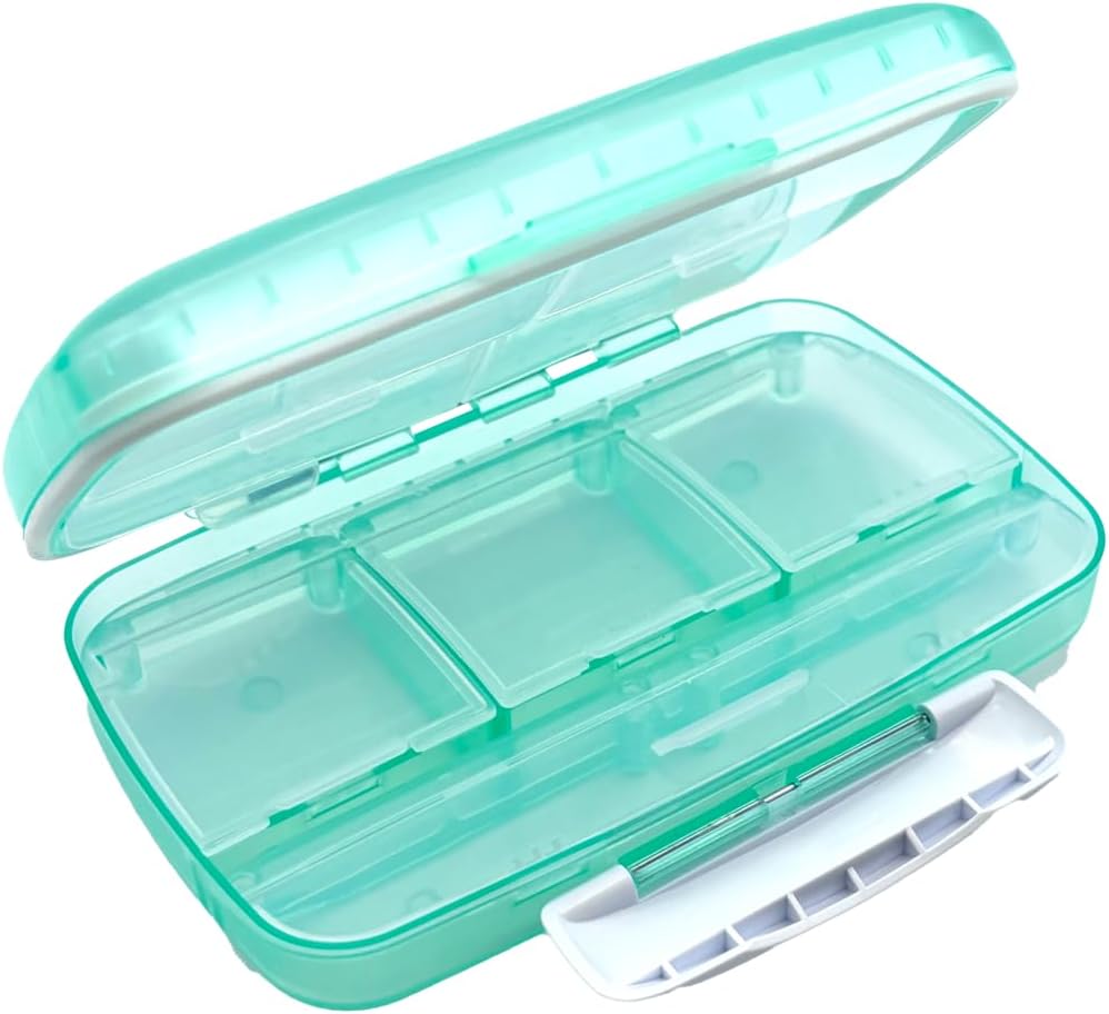 EZY DOSE Moisture-Proof Pill Case, Medicine Planner, Vitamin Organizer Box, Travel-Friendly, Latch-Closure per i contenuti sicuri, 8 scomparti individuali di dimensioni multiple con tenuta stagna, grande, verde