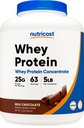 Concentrato di proteine del siero di Nutricost (Chocolate) 5LBS