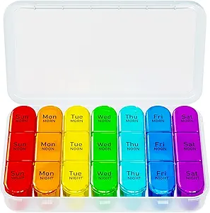 Organisateur de pilules hebdomadaires 3 fois par jour,Boîte de pilules de voyage 7 jours,Boîte de petite pilule portable quotidienne,Boîte d'organisateur de médicaments pour les vitamines, les huiles de poisson, les suppléments et les médicaments (blanc)