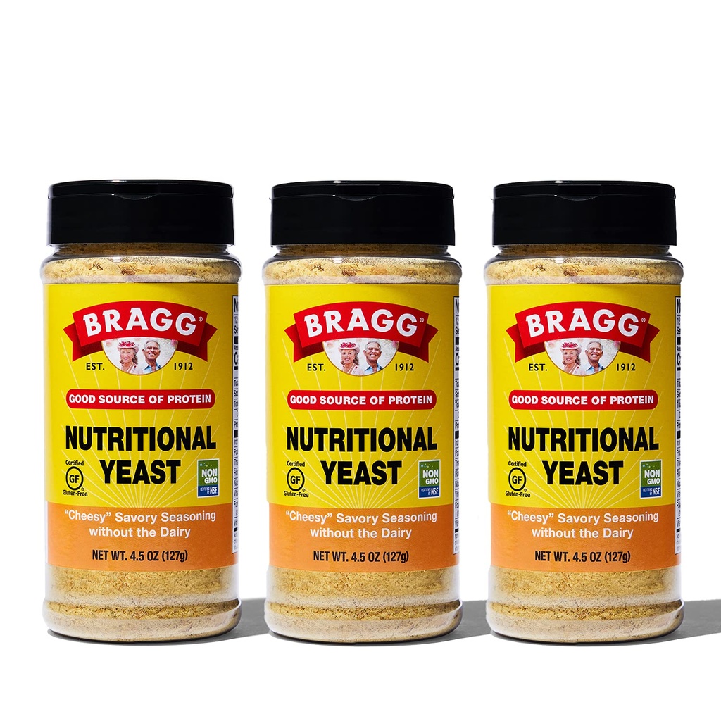 Bragg Nutritional Yeast Seasoning – Vegan, Gluten Free Cheese Flakes – Good Source of Protein & Vitamins – Nutritious Savory Parmesan Cheese Substitute – Non GMO Verified, 4.5 Unze, 3-Pack